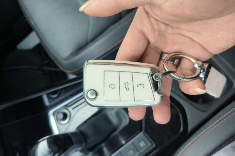 Used Volkswagen Tayron 2022 330TSI Two-Wheel Drive Luxury Connect Plus Version