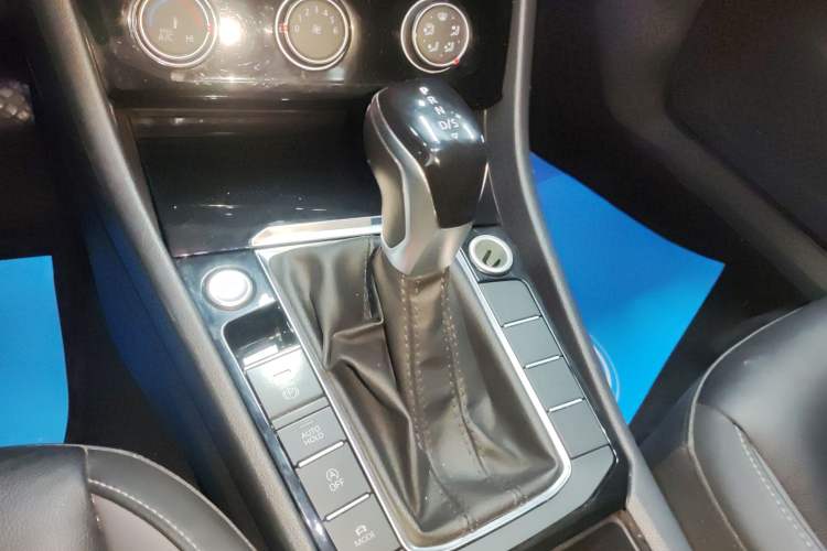 Used Volkswagen Sagitar 2022 280TSI DSG Flyover Edition
