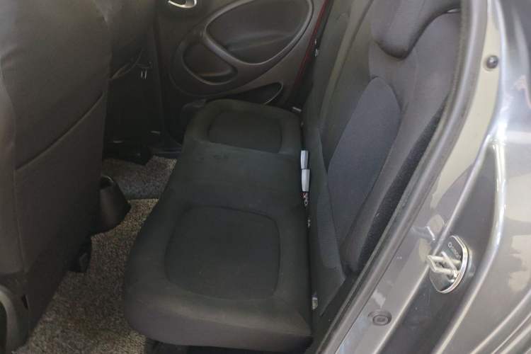 Used  forfour 2016 1.0L 52 kW Passion Edition