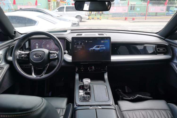 Used GAC Trumpchi GS8 2022 Double-Energy Series 2.0TM Four-Wheel Drive Premium Edition (7 Seats)
