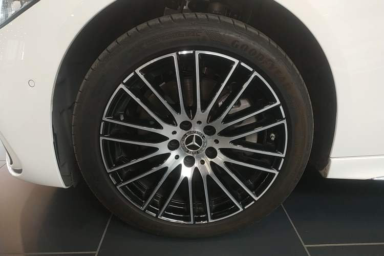 Used Mercedes-Benz C-Class 2025 C 260 L Sport Edition
