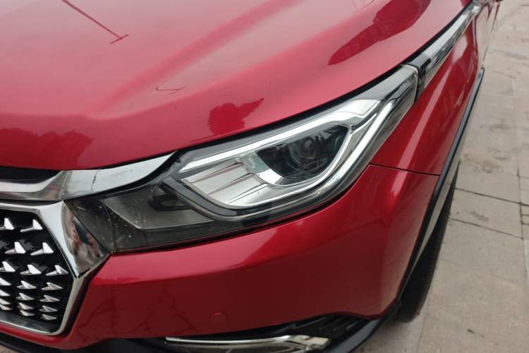 Used Luxgen U5 SUV 2017 1.6L Manual Knight Edition
