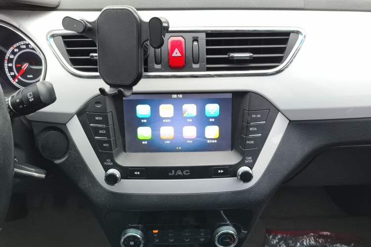 Used  Refine S2 2015 1.5L Manual Luxury Smart Model
