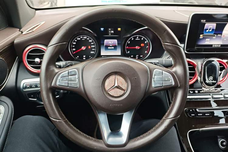 Used Mercedes-Benz GLC 2018 GLC 260 4MATIC Luxury Model