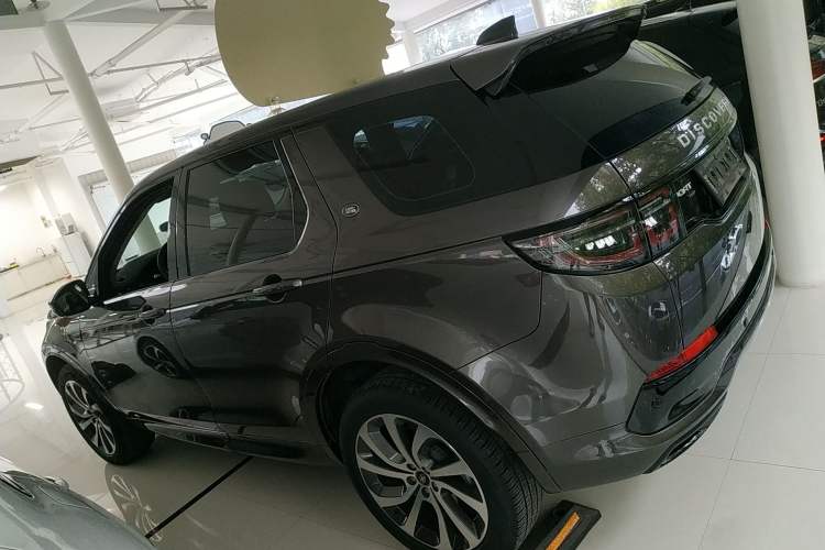 Used Land Rover Discovery Sport 2022 249 PS Metropolitan Edition 5 Seats
