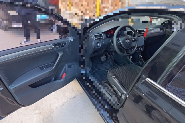 Used Volkswagen Santana 2016 1.6L Automatic Comfort Edition
