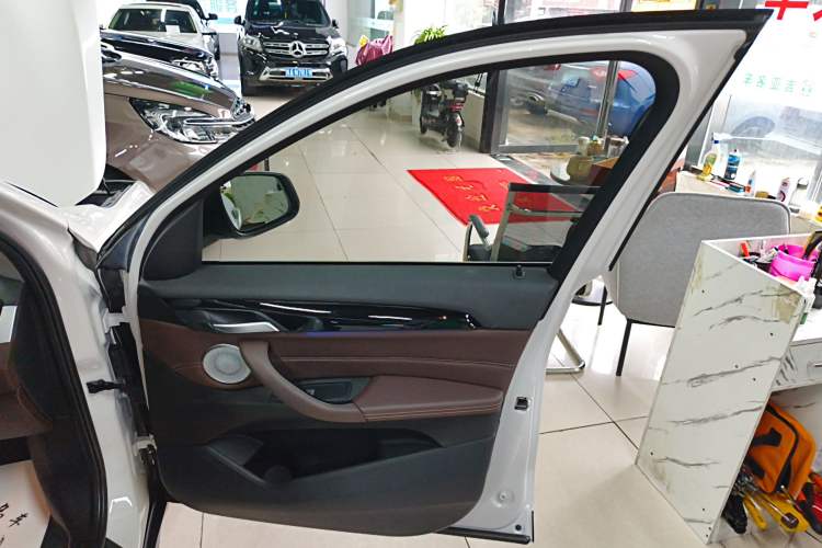 Used BMW X1 2021 sDrive25Li Leading Model
