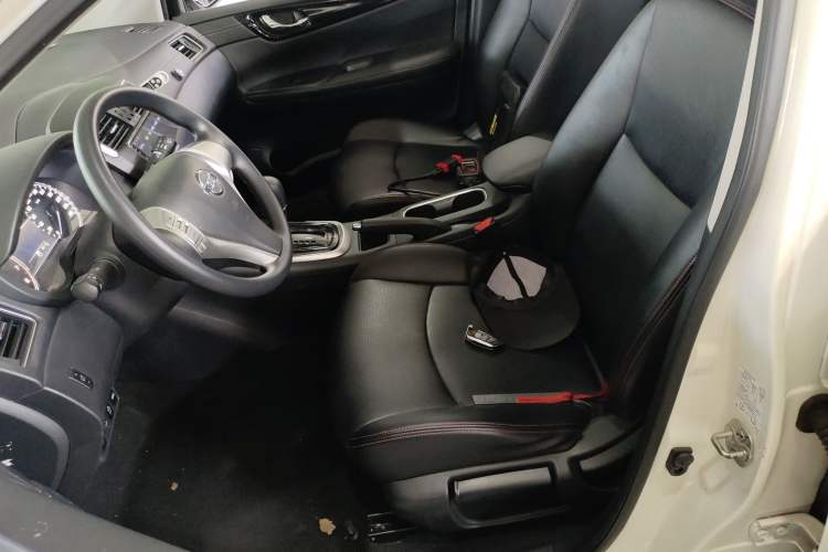 Used Nissan Tiida 2021 1.6L CVT Cool Edition
