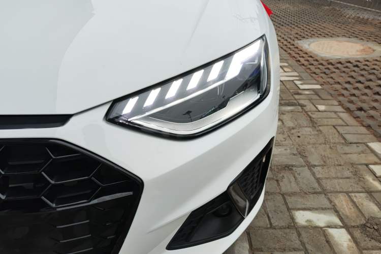 Used Audi A4L 2022 40 TFSI Luxury Dynamic Model