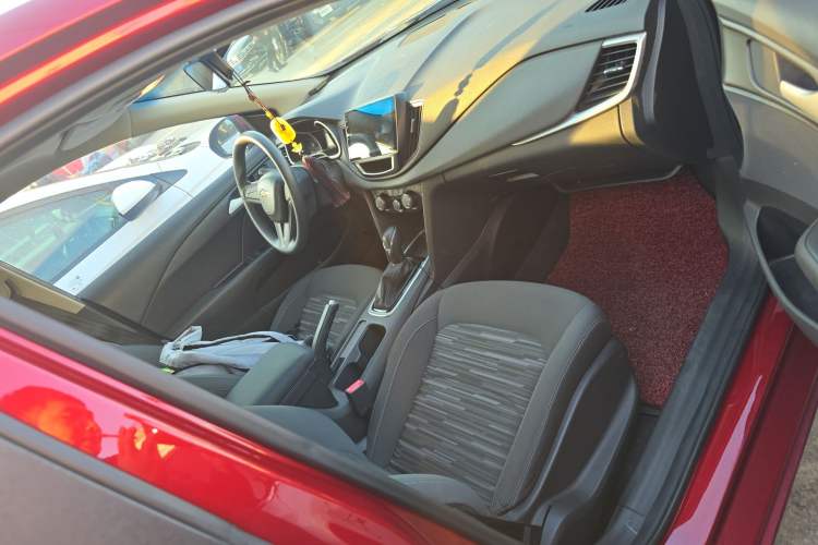 Used Chevrolet Cavalier 2019 320 Automatic Enjoyment with Sunroof
