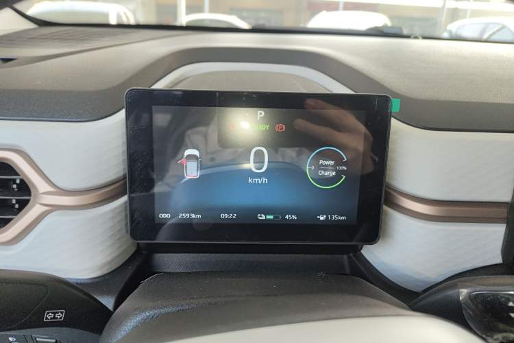 Used  E10X 2024 Charming Edition 301km Lite
