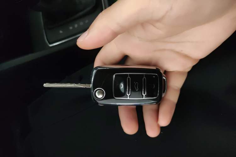 Used Volkswagen Santana 2016 1.6L Automatic Comfort Edition