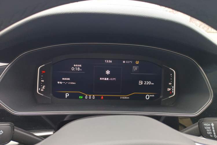 TDK.VehicleDetails.img