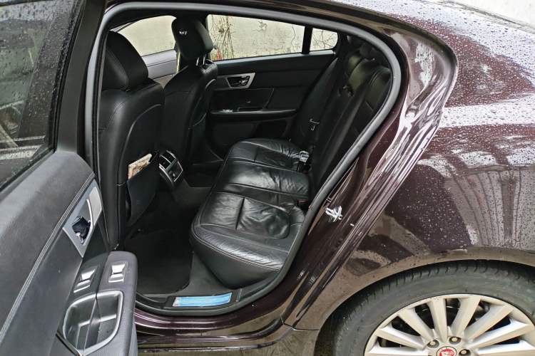 Used Jaguar XF 2015 XF 3.0 SC R-Sport Luxury Edition
