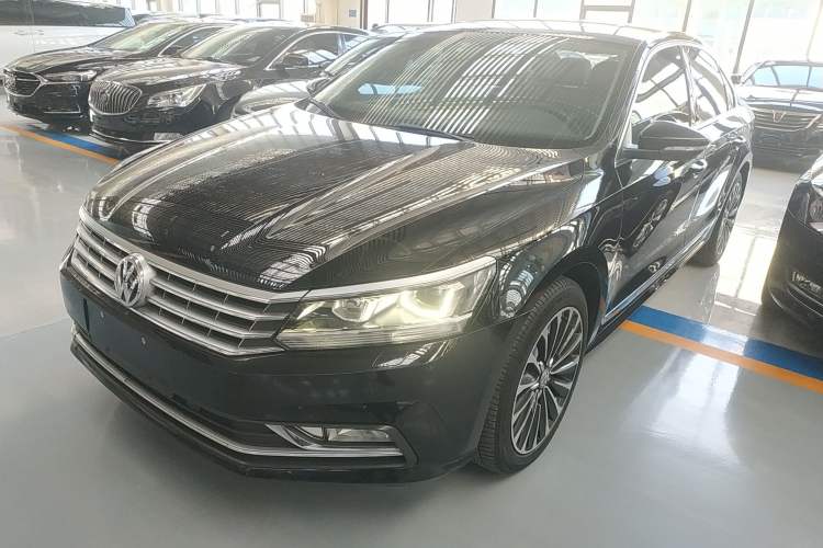 Used Volkswagen Passat 2017 330TSI DSG Prestige Edition
