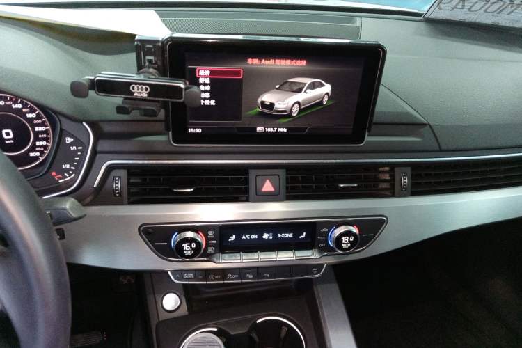 Used Audi A4L 2019 40 TFSI Fashion Version China V