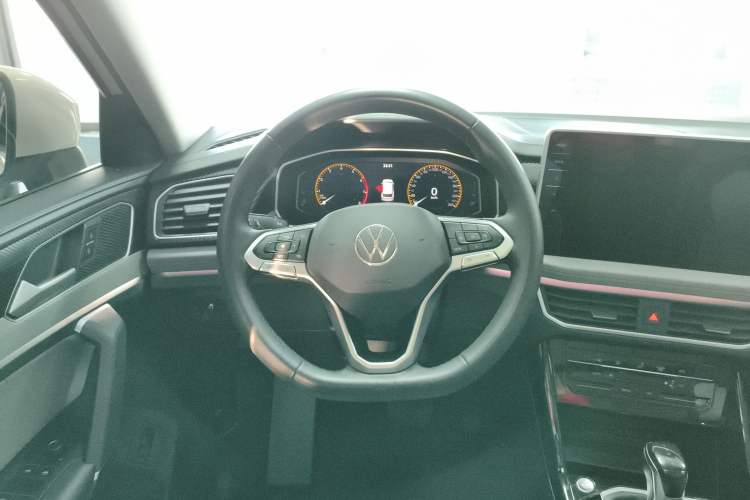 Used Volkswagen Tayron 2023 280TSI Two-Wheel-Drive Luxury Plus Advanced Version
