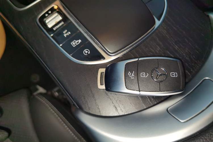 Used Mercedes-Benz C-Class 2021 C 200 L Fashion Edition Sport Version
