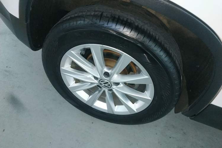 Used Volkswagen Tiguan 2017 300TSI Automatic Two-Wheel Drive Silk Road Comfort Edition