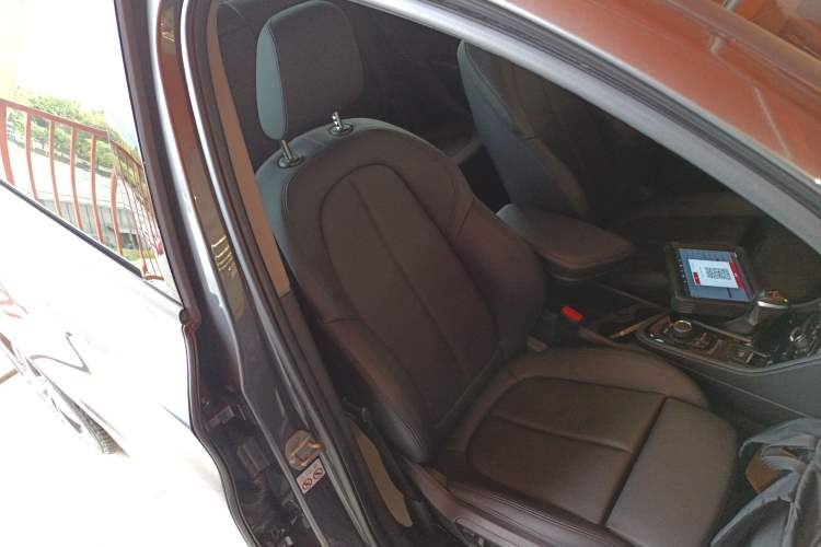 Used BMW 2 Series Gran Tourer 2015 218i Sports Design Package
