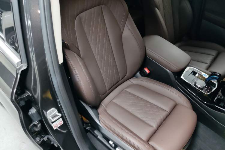 Used BMW iX3 2022 Leading Model
