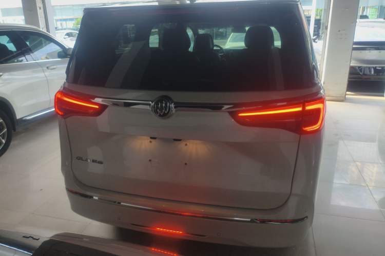 Used Buick GL8 2021 ES Landtrek 653T Luxury Model
