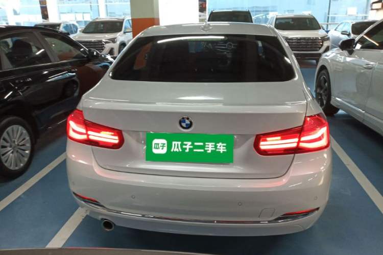 Used BMW 3 Series 2017 318Li Fashion Model
