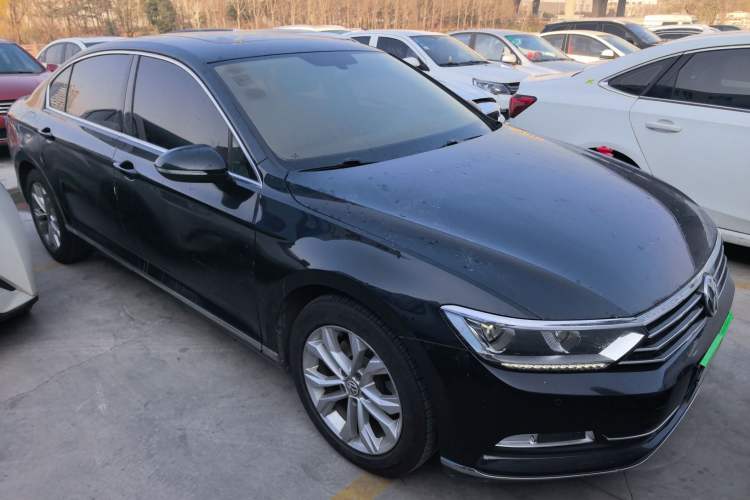 Used Volkswagen Magotan 2018 330TSI DSG Luxury Model