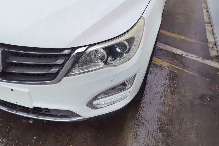 Used Baojun 560 2016 1.5T Manual Luxury Model
