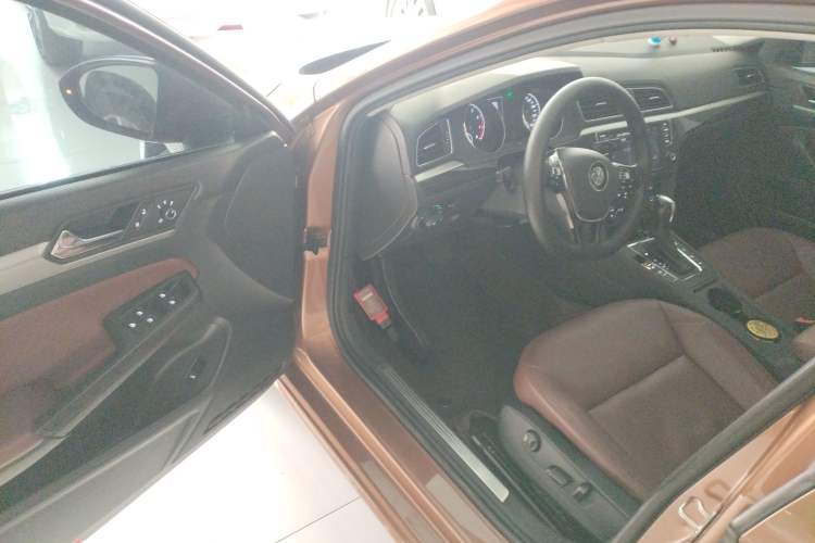 Used Volkswagen Lamando 2017 230TSI DSG Fashion Edition