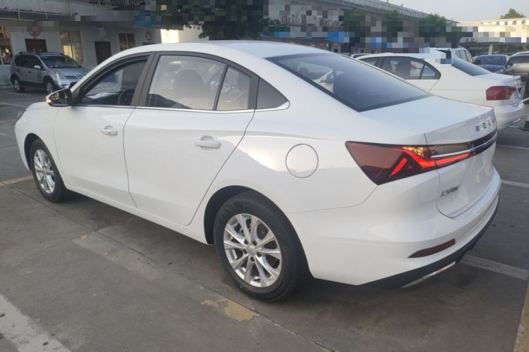 Used Roewe i5 2023 1.5L CVT Luxury Edition
