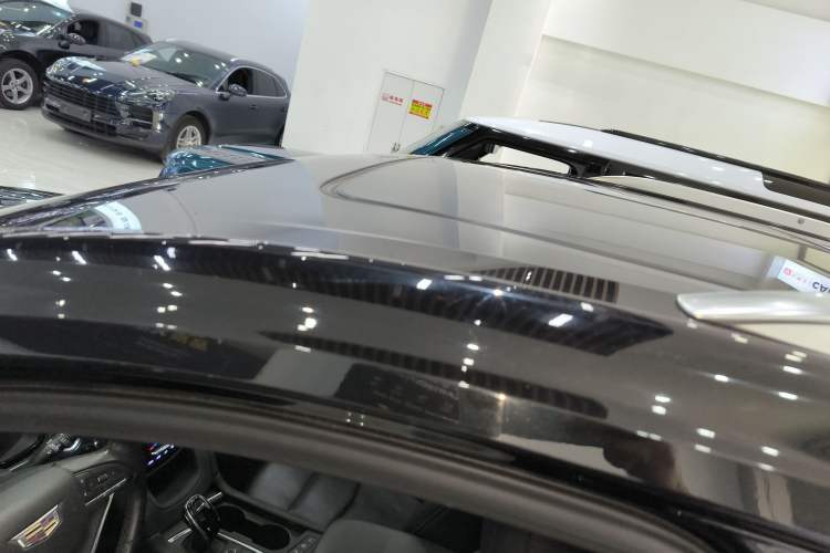 Used Cadillac XT6 2022 2.0T Six-Seater Four-Wheel Drive Luxury Version
