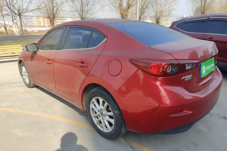 Used Mazda Mazda 3 Axela 2016 Sedan 1.5L Automatic Luxury Model