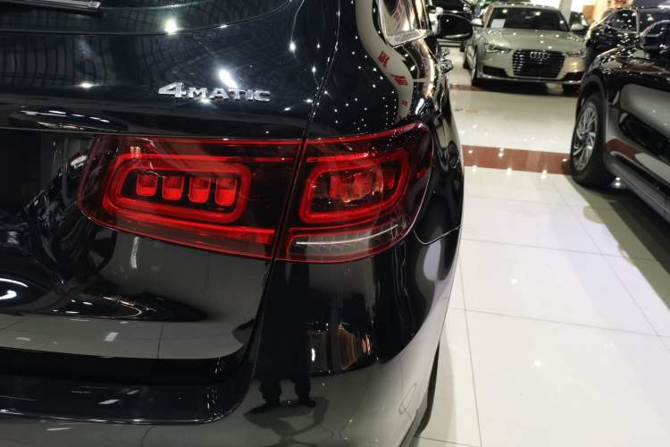 Used Mercedes-Benz GLC 2020 GLC 260 L 4MATIC Luxury Model
