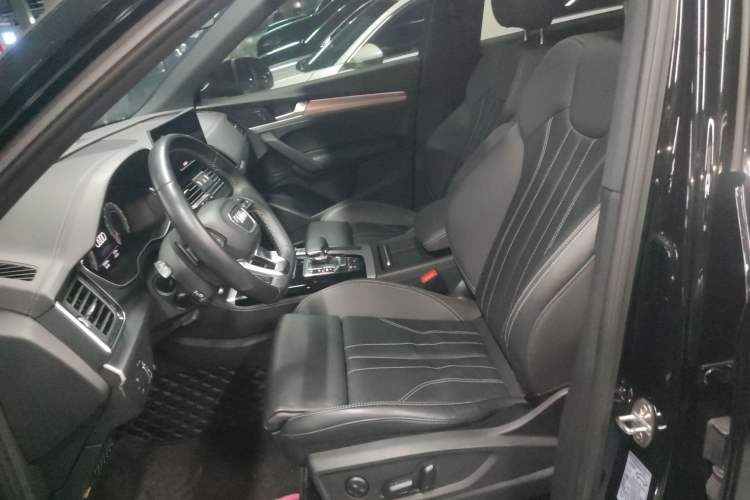 Used Audi Q5L Sportback 2022 40 TFSI Fashion Model
