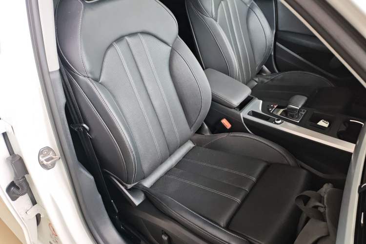 Used Audi A4L 2022 40 TFSI Fashion Dynamic Model
