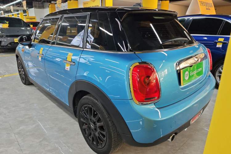 Used  MINI 2015 1.5T COOPER Fun Five-Door Edition
