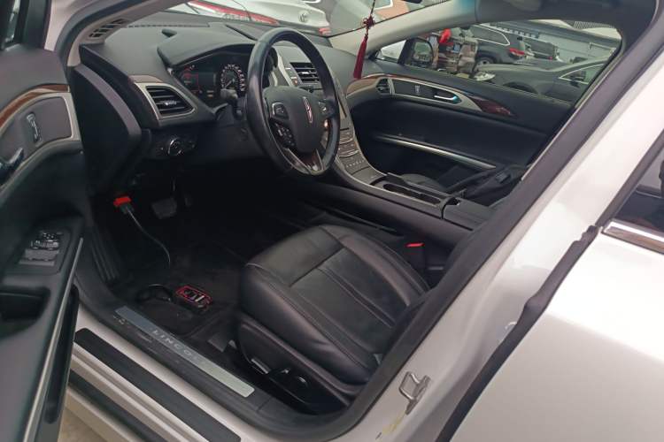 Used Lincoln MKZ 2014 2.0T Luxury Edition
