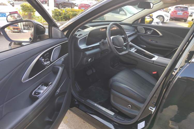 Used  Lingyun 2025 400T Four-Wheel-Drive International Version
