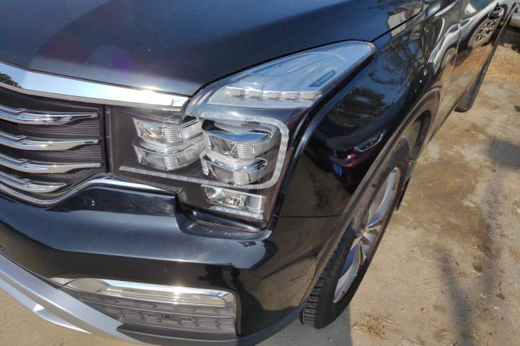 Used GAC Trumpchi GS8 2017 320T Two-Wheel Drive Luxury Smart Connectivity Version (7 Seats)