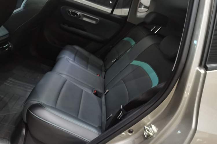 Used AION Y 2023 Younger Star Edition