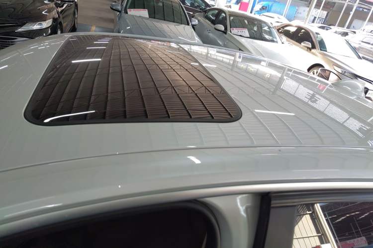 Used BMW 3 Series 2018 320Li Fashion Model
