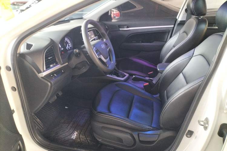 Used Hyundai Elantra 2016 1.6L Automatic ZhiXuan – Elite Version