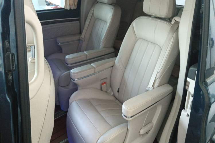 Used GAC Trumpchi M8 2020 390T Deluxe Edition
