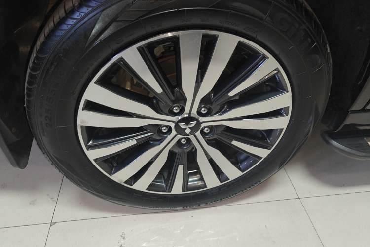 Used Mitsubishi Outlander 2021 2.0L Two-Wheel Drive Comfort Edition 5 Seats