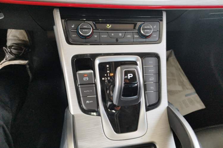 TDK.VehicleDetails.img