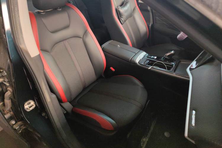 Used Dongfeng Aeolus Yixuan MAX 2021 1.5T Super-Powered Dad Edition