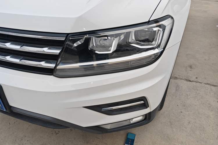 Used Volkswagen Tiguan L 2019 330TSI Automatic Two-Wheel Drive Panoramic Comfort Edition China VI Standard
