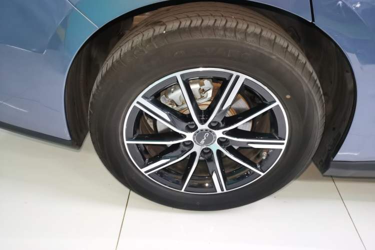 Used BYD Seal 06 New Energy 2024 DM-i 120KM Luxury Model
