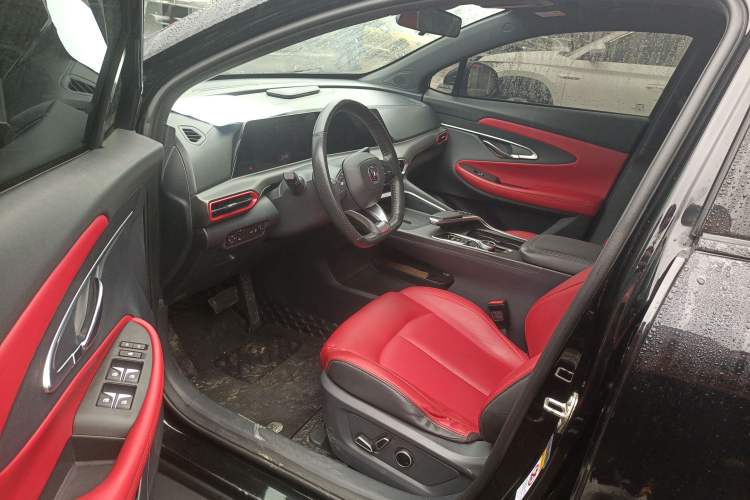 Used Changan UNI-T 2020 1.5T Flagship Version
